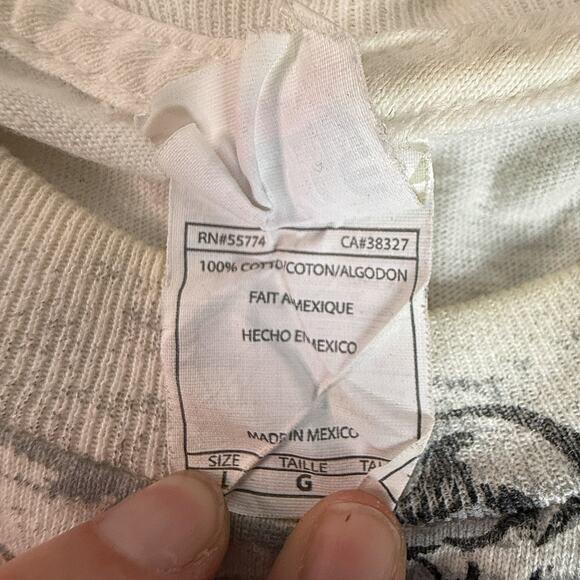 Alstyle Apparel & Activewear Lion Crest Graphic Tee 100% Cotton Made in Mexico - Picture 4 of 6